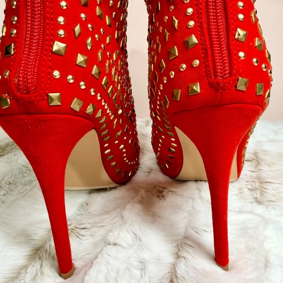 Liliana Stunning Red Gold Studded 4.75" High Heel Ankle Boot - Picture 8 of 14